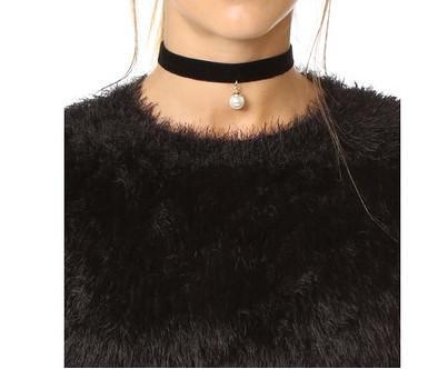 Pearl Fashioned Pendant Choker